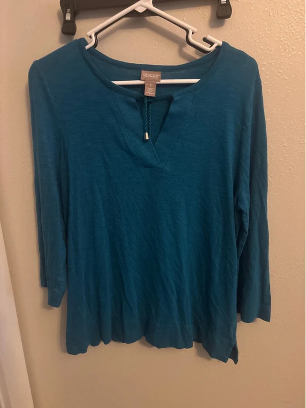 Size medium Chico‘s quarter length sleeve, dressy casual shirt - Picture 1 of 7